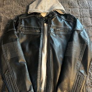 Buckle Black, leather jacket with removable insert